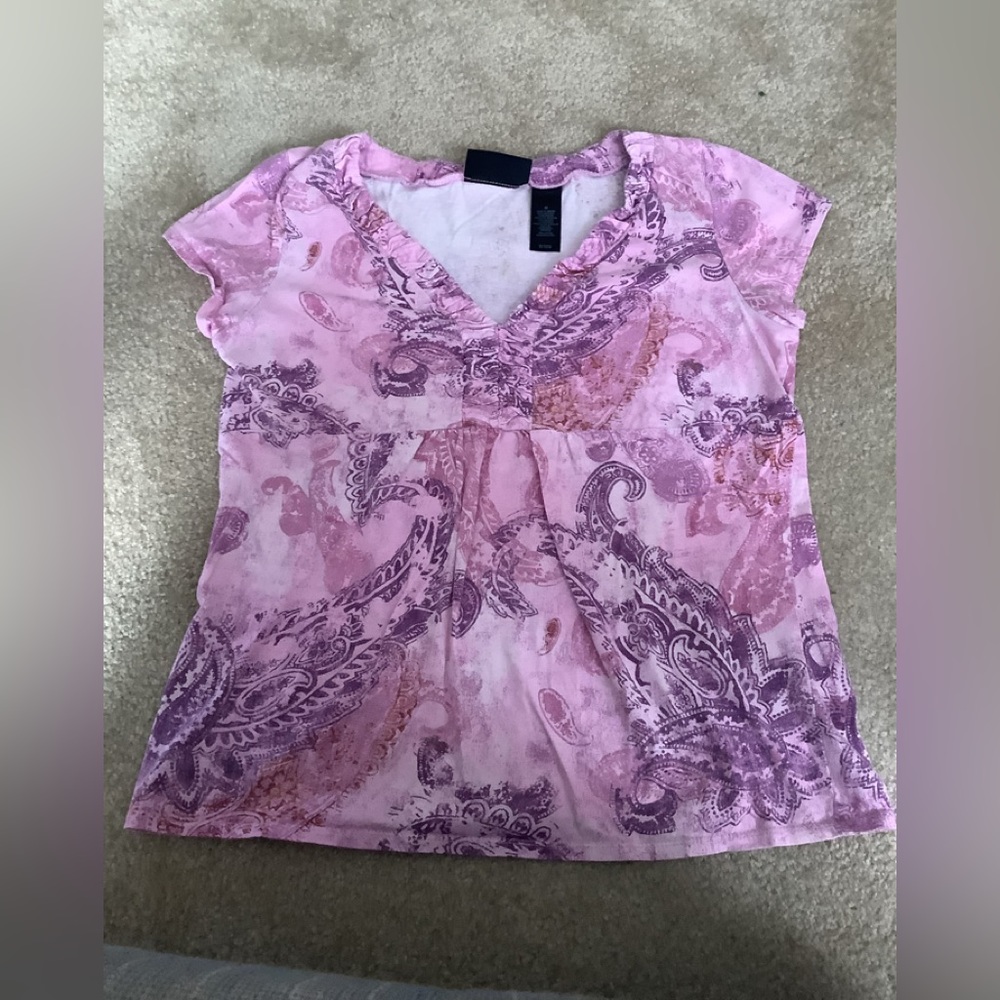 Axcess  Liz Claiborne co. Top pink purple short sleeves size Med V neck